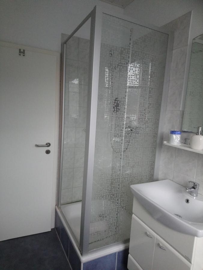 Pension Roehrig Hirzenach ภายนอก รูปภาพ
