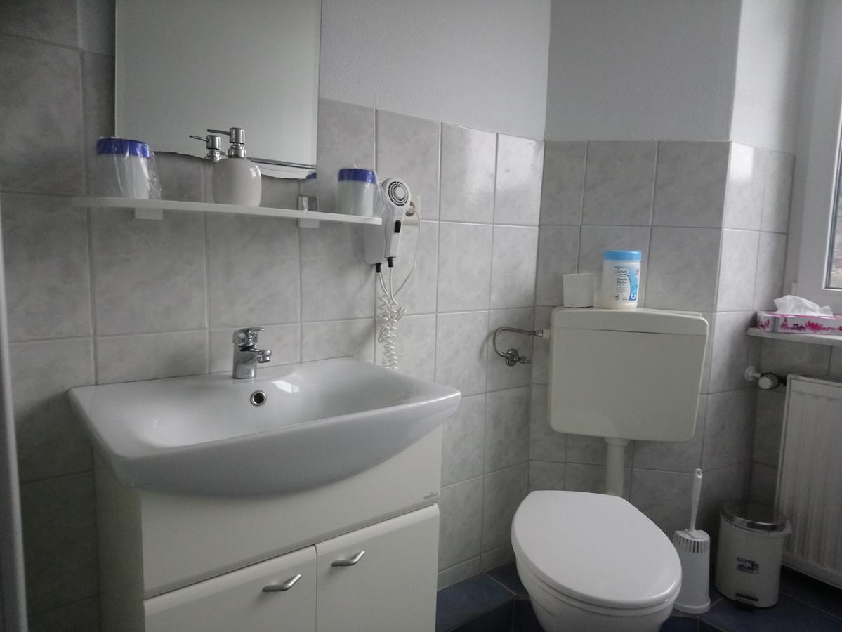 Pension Roehrig Hirzenach ภายนอก รูปภาพ